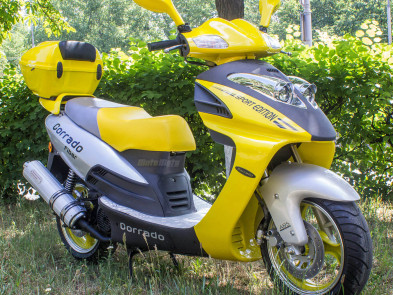 Corrado Fiber 150 - линзы/желтый