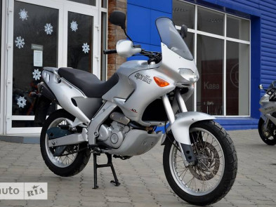 Aprilia Pegaso 1998