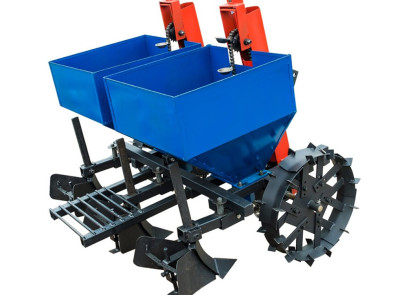 Картоплесаджалка дворядная ДТЗ КС-2М