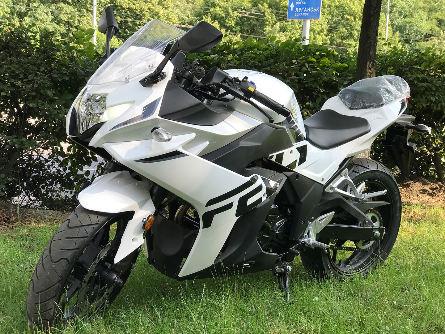 KV HT250 Sport (копия Suzuki)