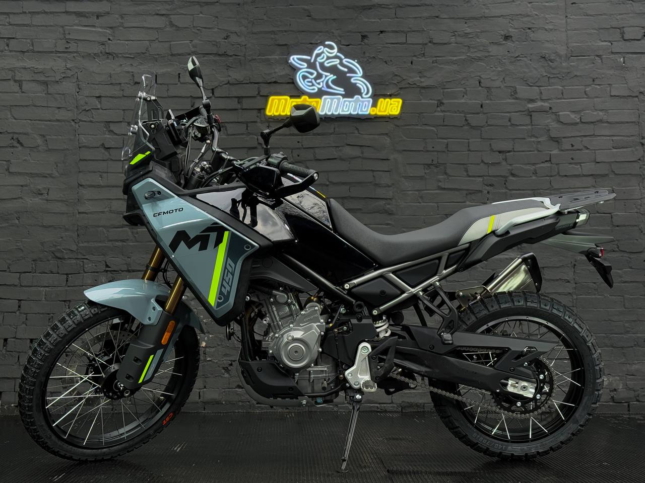 Мотоцикл CFMOTO 450MT