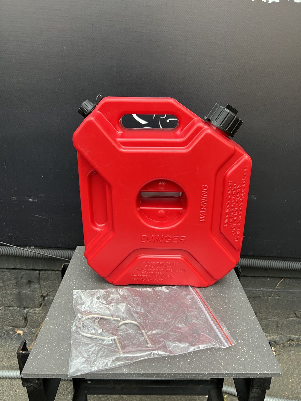 Канистра ATV 5 л с креплением