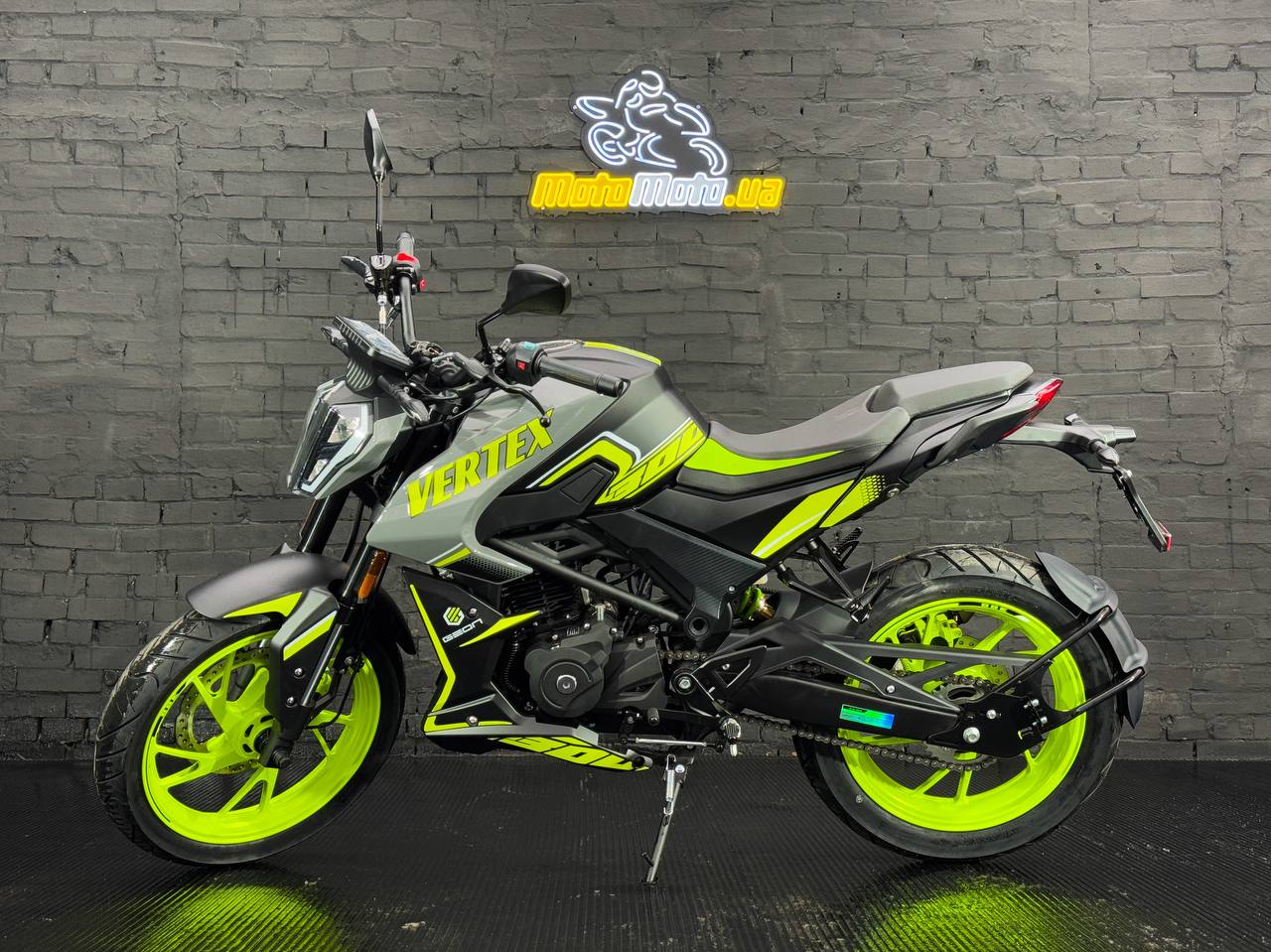 Мотоцикл GEON VERTEX 300