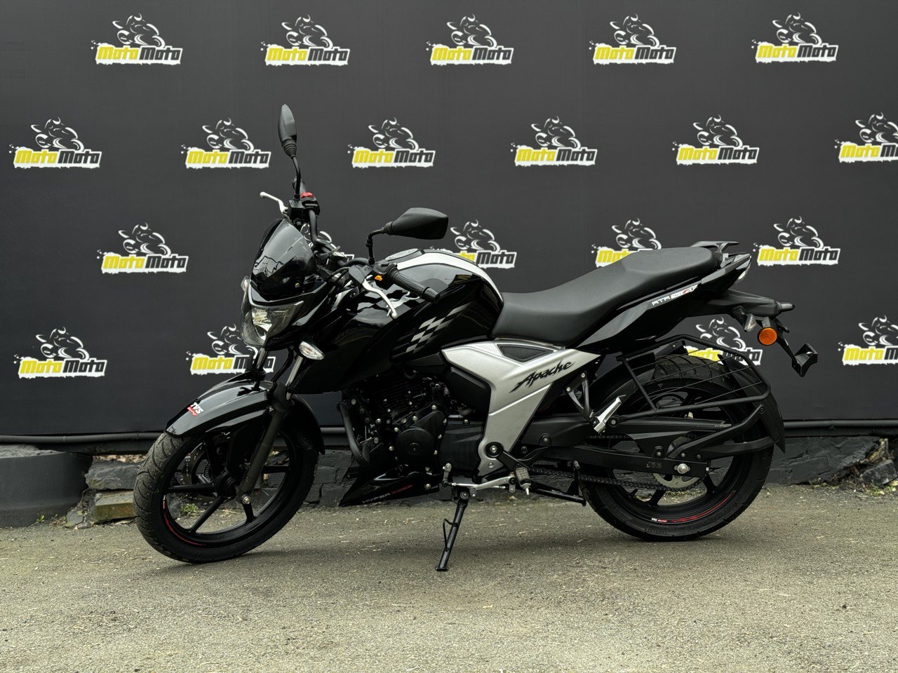 Мотоцикл TVS APACHE RTR 160 EFI 4V ABS