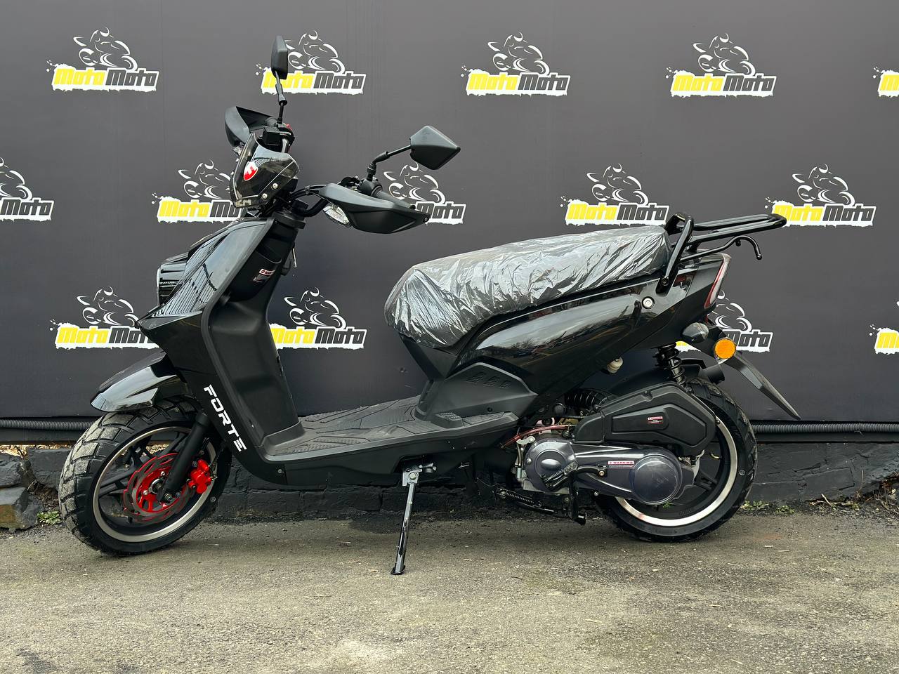Скутер FORTE BWS-R