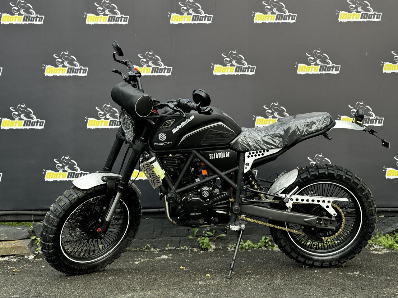 Мотоцикл GEON SCRAMBLER 300